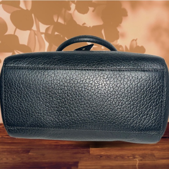 Kate Spade Bay Street Camryn Leather Crossbody/ Satchel Bag EUC - Picture 5 of 11